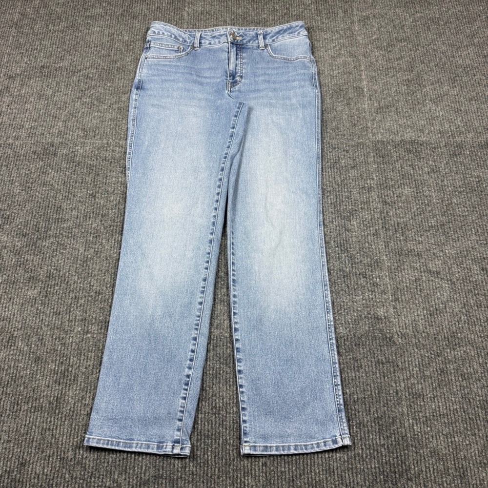 Maurices Everflex Mid Rise Straight Leg Jeans Light Wash Blue Size 12 Reg